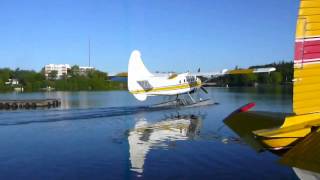 Kenora Air Service DHC3 piston Otter CFCBA is going for a ride around the bay [upl. by Emolas467]