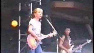 Mania Throwing Muses Glastonbury 16061989 [upl. by Yeargain]