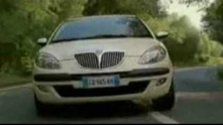 LANCIA YPSILON PRIMO SPOT 2003 [upl. by Saleme823]