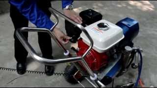 Operating Video Of GP8300 Graco GMAX II 7900 Gasoline airless paint sprayer machine [upl. by Ikeda]