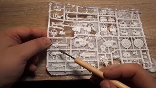 Recasting a Tau Broadside part 2 Opening the Mold and Casting w Liquid Plastic Warhammer 40k [upl. by Ainatnas]