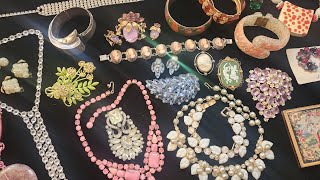 FLEA MARKET JACKPOT BE YOURSELF TO WIN Mega collection of gold silver rhinestones designer [upl. by Sato]