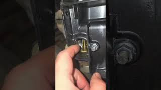 stuck choke plate on cub cadet bad gas [upl. by Mannes]