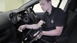 Démontage console autoradio et medianav Renault Clio [upl. by Amedeo]