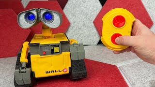 WALLE RC Robot Toy Review  Disney Pixar Movie Toys for Kids [upl. by Ahsirk]