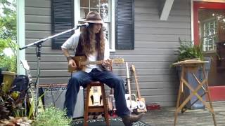 Justin Johnson Plays A Homegrown Strings 4 String Cigar Box Guitar [upl. by Petras926]