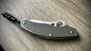 Spyderco UKPK titanium scale change [upl. by Appilihp172]