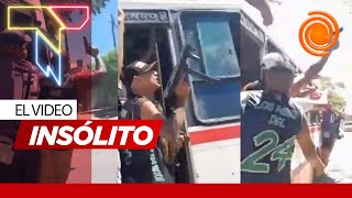 En colectivo y con armas así llegaron barras de Deportivo Laferrere a la cancha [upl. by Quillan37]