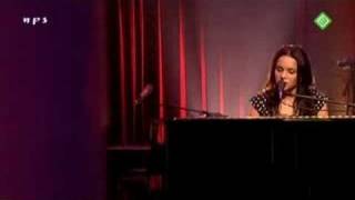 02 Norah Jones  sinkin soon live in Amsterdam [upl. by Aisor513]