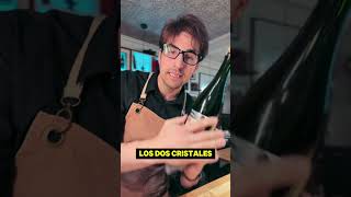 🍾 ¡LA DECAPITACIÓN DEL CHAMPÁN  PARTE 2 Sabrage o sablaje restaurante shorts [upl. by Salokkin701]