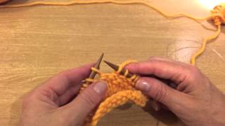 Comment faire le Wrap amp Turn  Cours de tricot [upl. by Phonsa465]