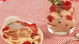 Rezept Zabaione  mit Beeren in zwei Varianten [upl. by Dobrinsky]