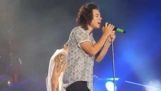 One Direction You amp I Live empty arena  vocals only [upl. by Madelle]