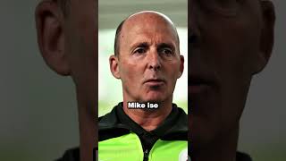 Mike Dean Tottenham taraftarı olabilir mi [upl. by Ridinger]