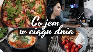 🍓 CAŁY DZIEŃ JEDZENIA 1600kcal 🍓 szakszuka i fit pizza 🍓 [upl. by Martinelli38]