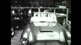 Le salon de lquotauto Paris 1960 film damateur en 8mm [upl. by Mungo]