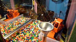 Magnetbased mechanical gumball machine  Mechanical Museum [upl. by Salamanca]