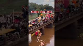 Please Dont Do This🙏ganesh ganpatiganeshvisarjan ganpativisarjanytshortstrendingshortsshort [upl. by Aysa]