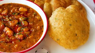 Crispy Aloo Puri with Achari Aloo ki Tarkari Recipe By Food Fusion Ramzan sehri special Recipe [upl. by Odranreb334]